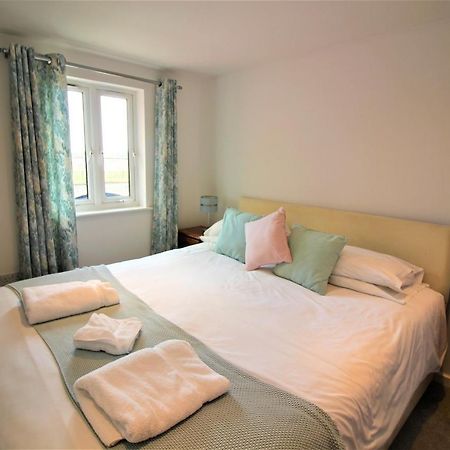 Racecourse Serviced Apartments Честър Екстериор снимка